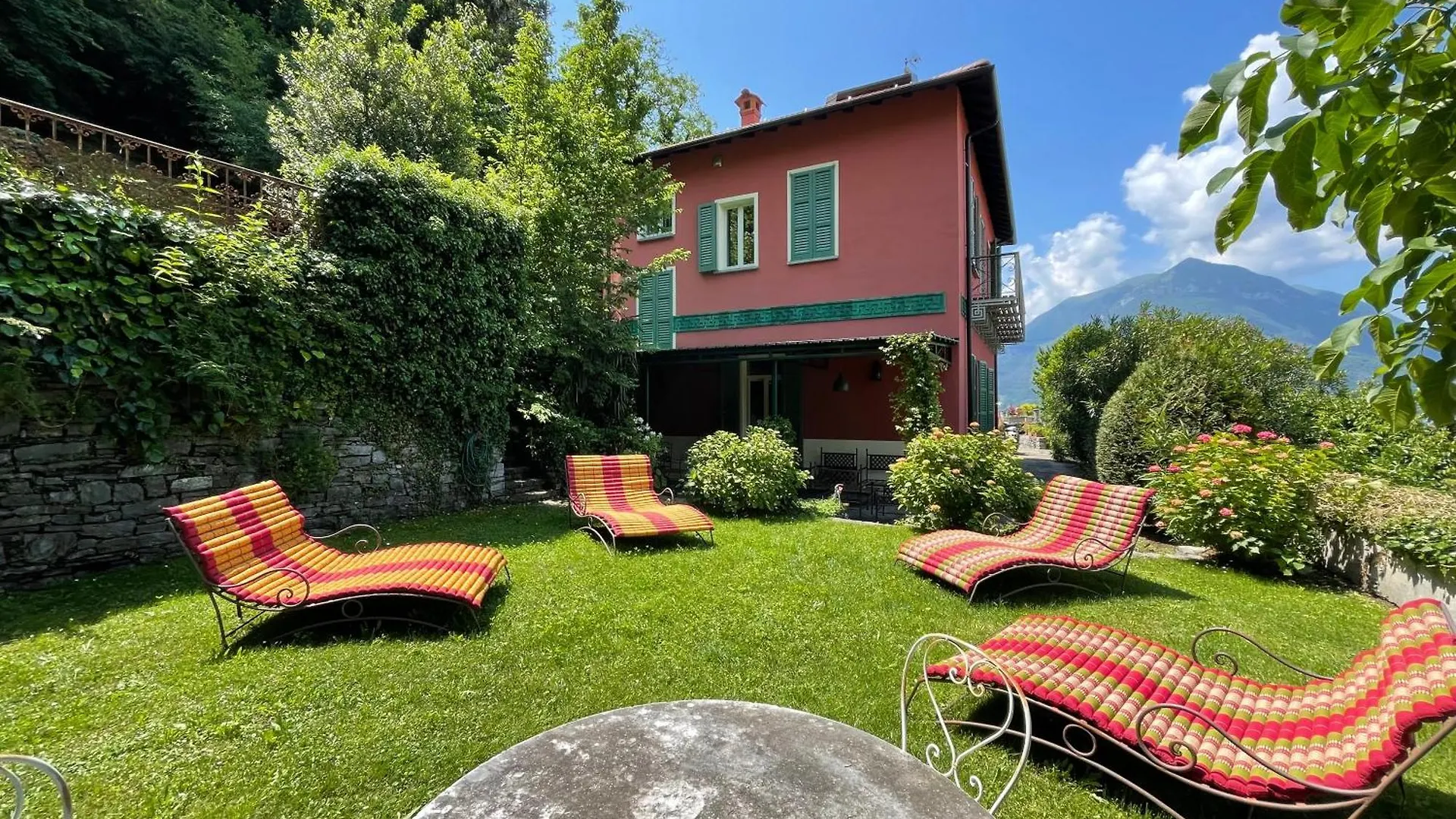 Varenna Villa Ranierihome 0*,  Italy